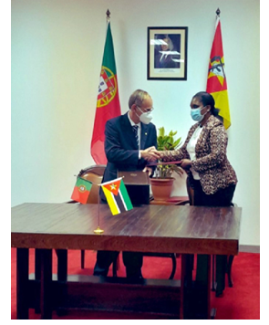 Assinatura de Memorando de Entendimento com o INIP de Moçambique Assinatura de Memorando de Entendimento com o INIP de Moçambique