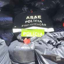 ASAE-instaura-14-processos-crime-e-apreende-cerca-de-32-mil-Euros-em-artigos-contrafeitos-em-Carcave